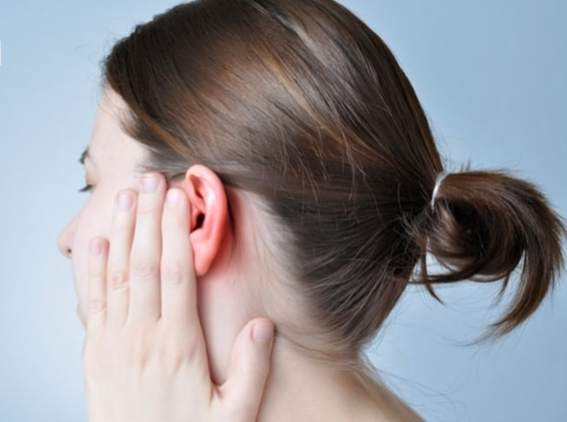 耳屏腫起來原因