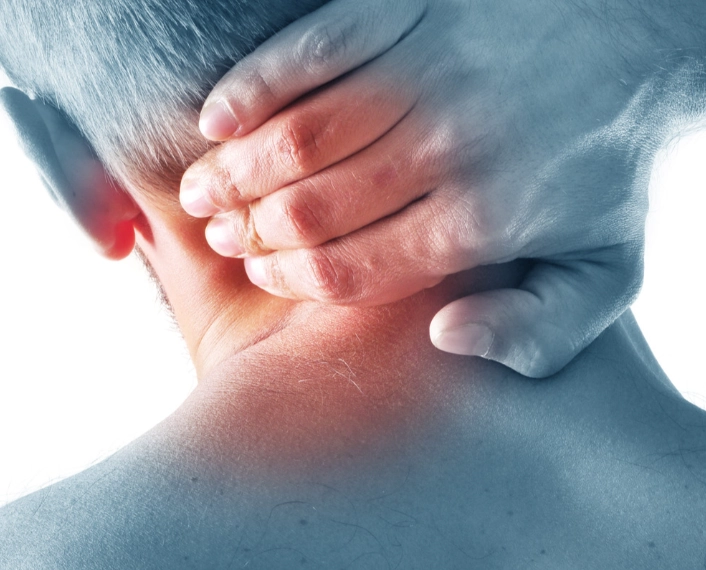 脖子側邊痛原因