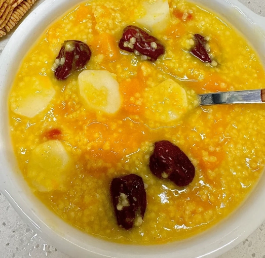 小米南瓜淮山粥