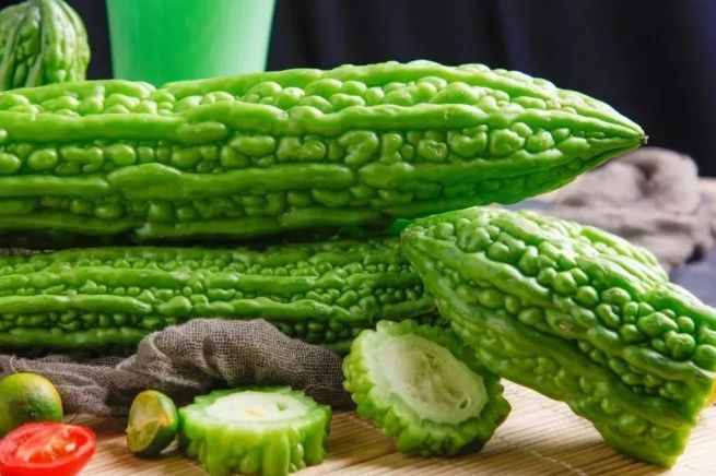 苦瓜成分全解析：驚人營養價值與健康益處深度揭秘