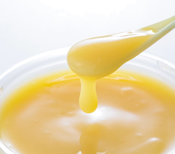 蜂王乳是什麼？完整解析功效、吃法與禁忌