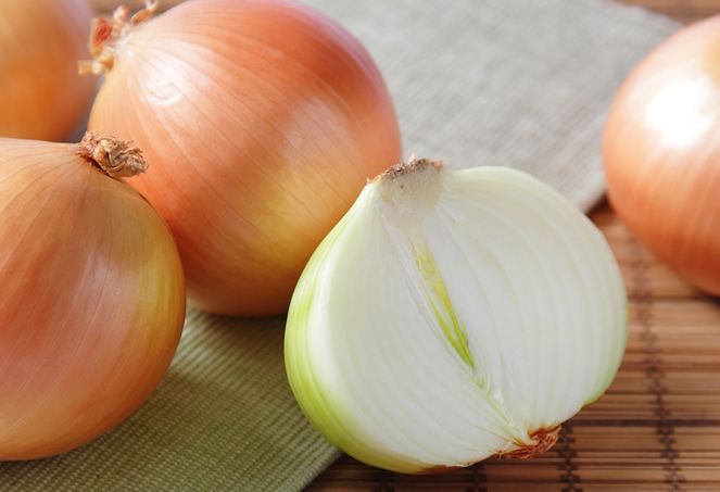 洋蔥怎麼吃最好？10種美味吃法與營養完整保留秘訣