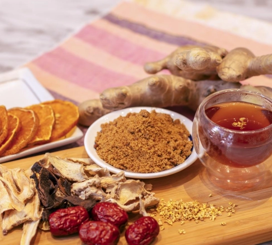 紅棗黑糖薑茶功效全解析：從暖身到補血的完整指南