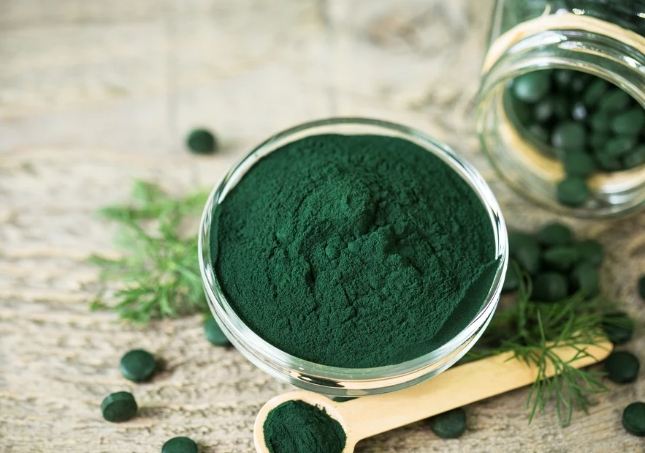 螺旋藻不能跟什麼一起吃？完整禁忌食物清單與注意事項