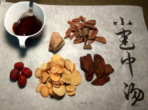 小建中湯禁忌全解析：哪些人不能喝？副作用與注意事項一次看懂