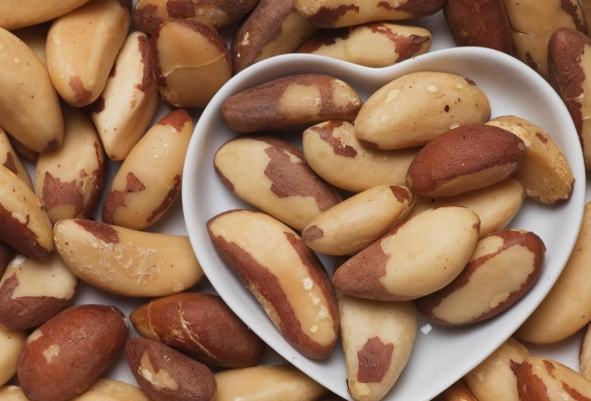 硒食物排行終極指南：富含硒的天然食物清單與健康益處