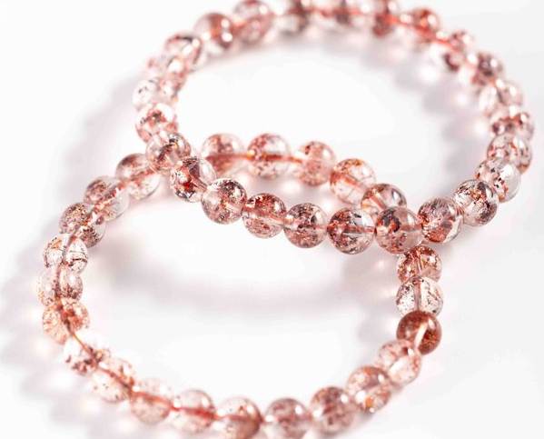 金草莓晶等級怎麼分？完整解析選購技巧與等級標準