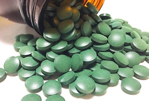 綠藻錠的功效全攻略：從科學實證到日常應用一次掌握