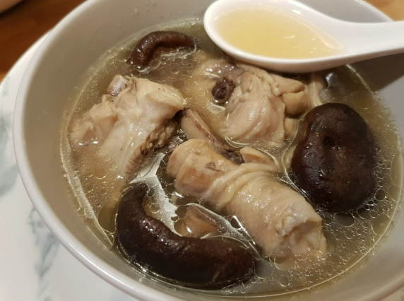 癌症可以喝雞湯嗎？完整飲食指南與專業建議