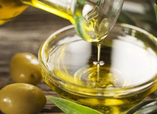 特級初榨橄欖油功效全解析：健康益處、科學依據與實用指南