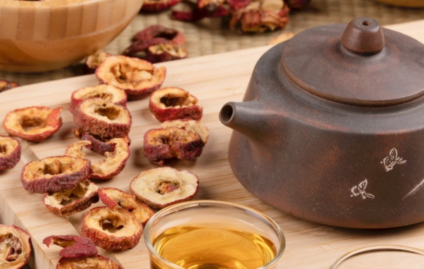 山楂茶每天喝的7大好处与5个禁忌｜中医师完整解析