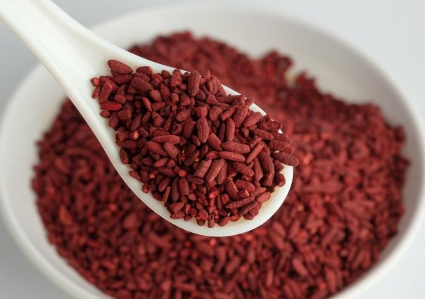 神麴紅麴完整指南：好處、副作用與正確使用方式