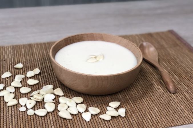 杏仁茶副作用全攻略：安全飲用指南與健康風險解析