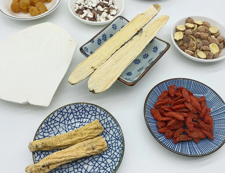 補中益氣湯長期使用全攻略：功效、風險與實用指南