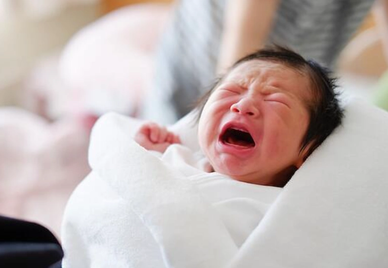 新生兒大便次數多